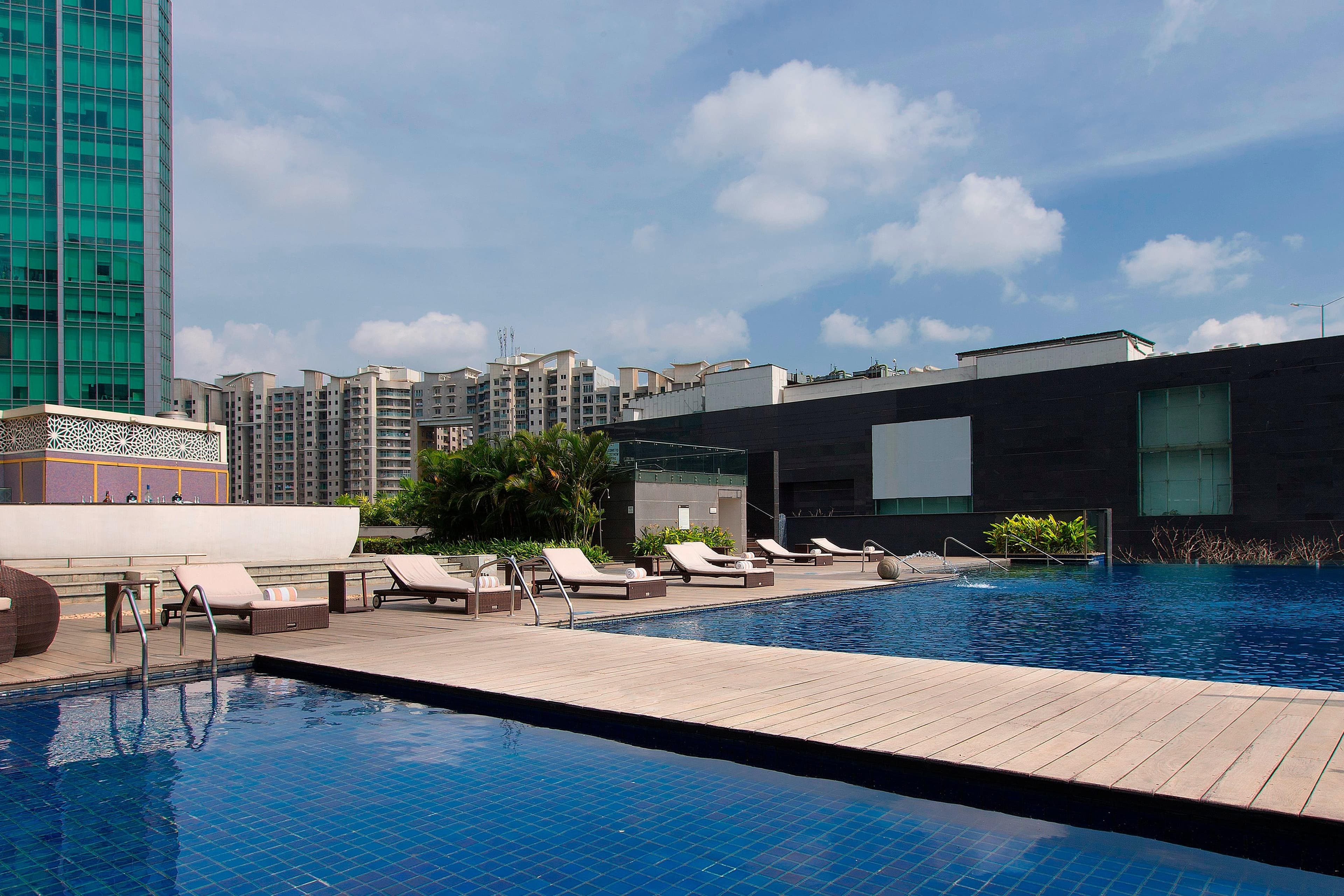 Sheraton Grand (5 Star)