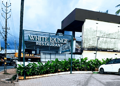 White Lounge Restaurant