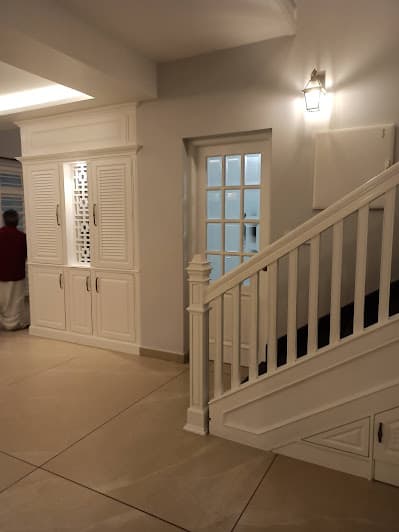 Saptavarna The Professional Painters & Wood Polishes