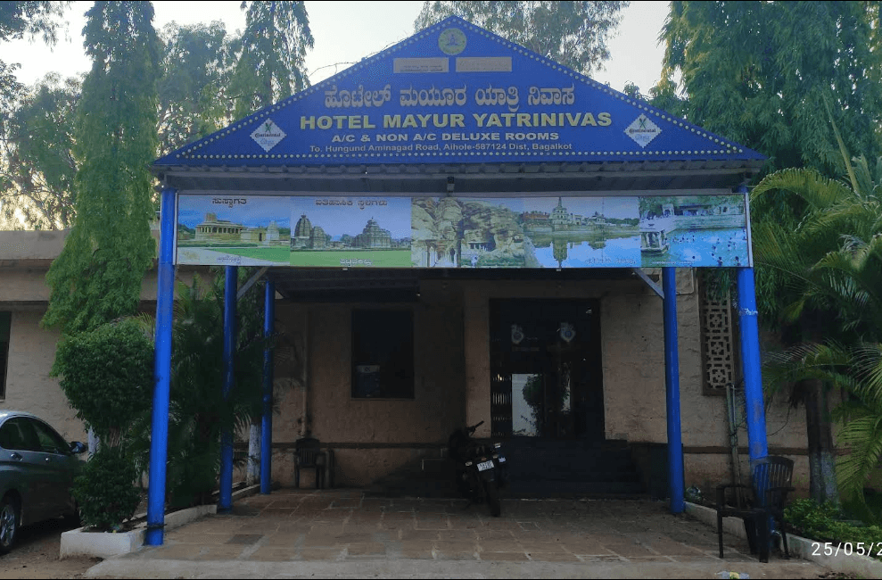 KSTDC Hotel Mayura Yatri Nivasa