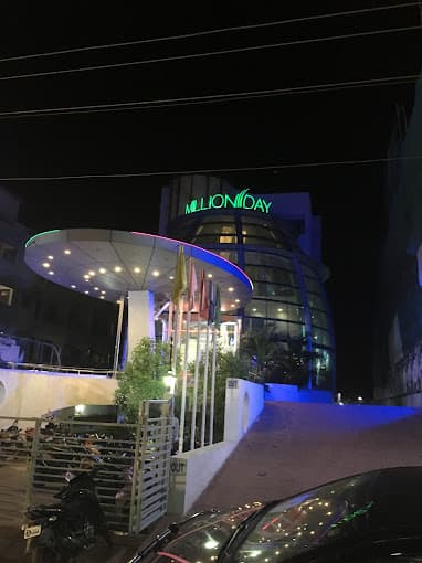 Million Day Luxury Hotel Tamilnadu