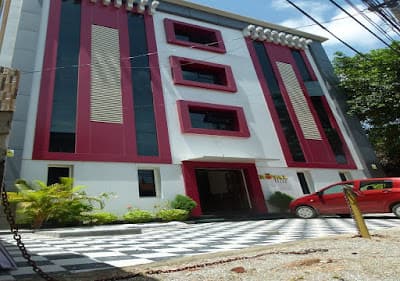 Stayzone Royal INN