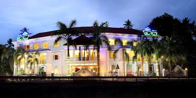 Hotel Port Palace