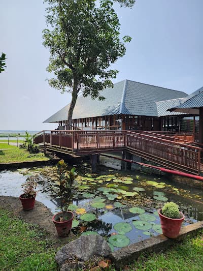 Pearlspot Restaurant