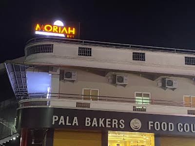 Hotel Moriah Inn Rooms & Auditorium Banquet Hall