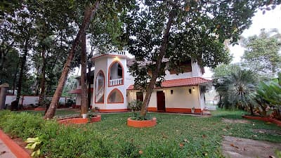 Vala House
