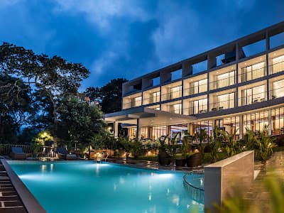 WILD AVENUE RESORT & SPA