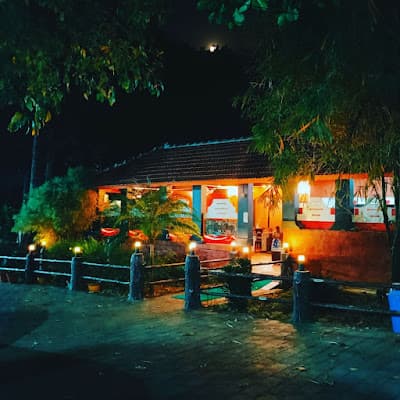 Treetop Resort