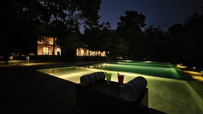 Klov Resort & Spa