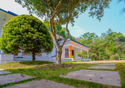 VOYE HOMES Silver Mist Villa Vythiri