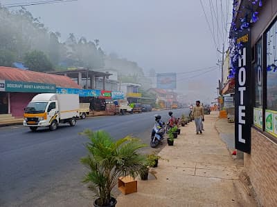 VYTHIRI TOURIST HOME