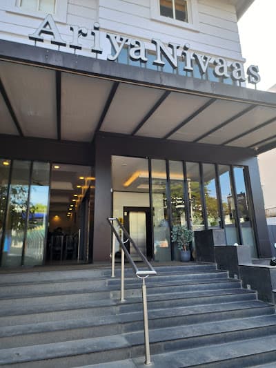 Ariya Nivaas - A Vegetarian Hotel