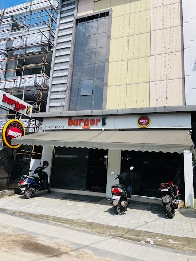 Burger Hub Patturaikkal