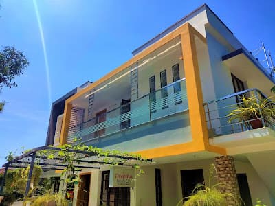 DEEPTHA LADIES HOSTEL / PAYING GUEST