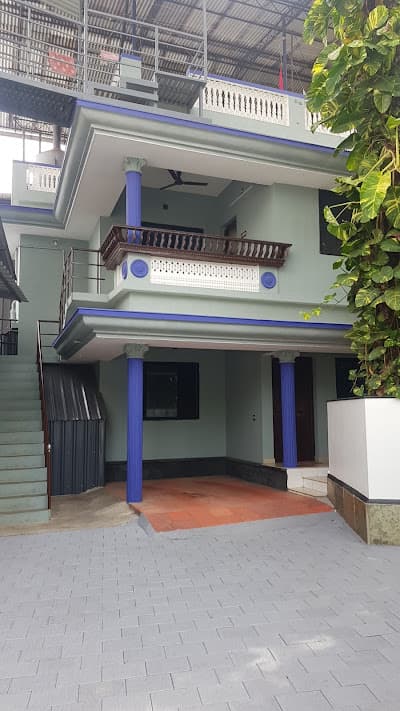 LEEHOME LADIES HOSTEL